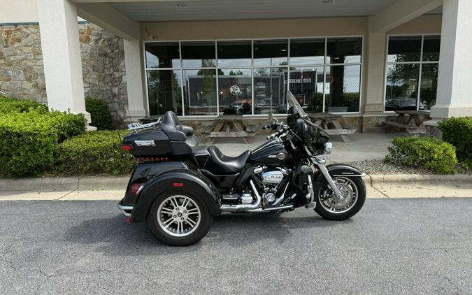 FLHTCUTG 2023 Tri Glide® Ultra