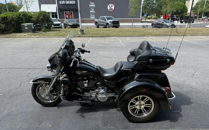 FLHTCUTG 2023 Tri Glide® Ultra
