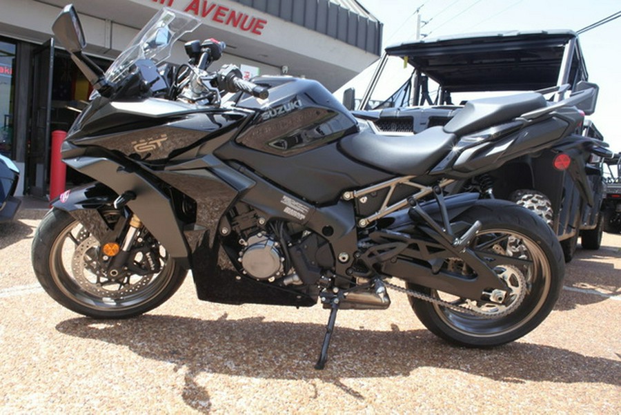 2024 Suzuki GSX-S1000GT Plus
