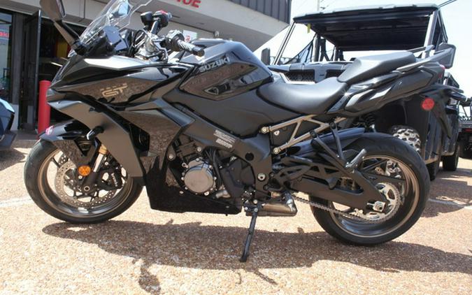 2024 Suzuki GSX-S1000GT Plus