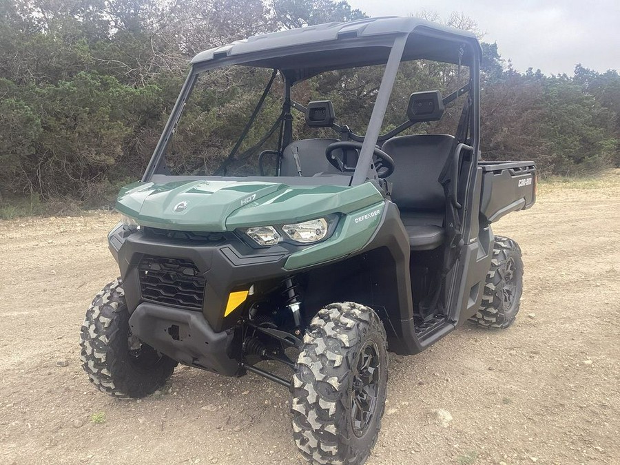 2024 Can-Am® Defender DPS HD7 Tundra Green