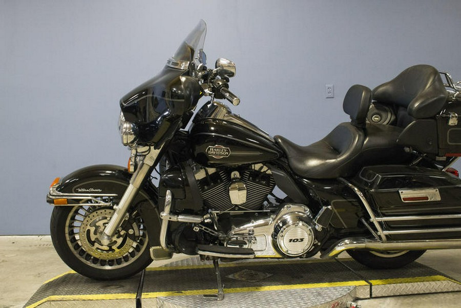 2012 Harley-Davidson® FLHTCU - Electra Glide® Ultra Classic