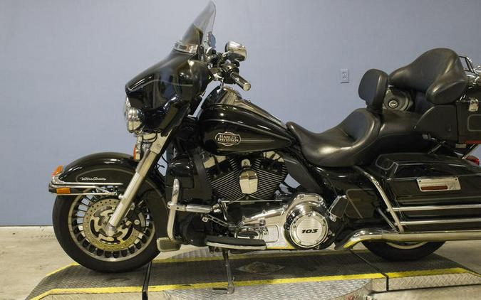 2012 Harley-Davidson® FLHTCU - Electra Glide® Ultra Classic