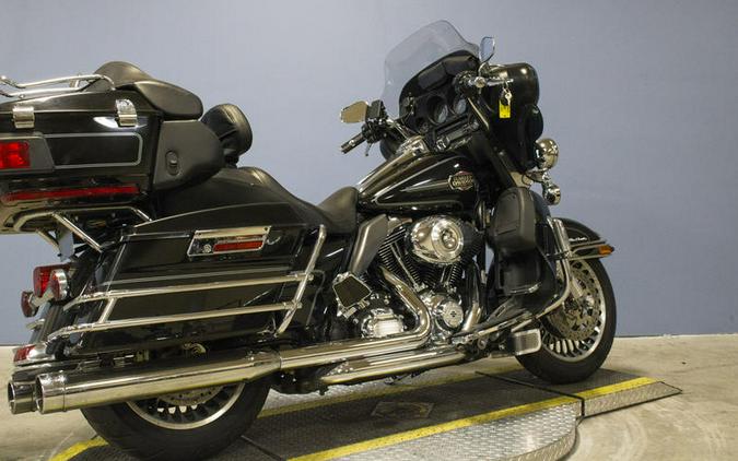 2012 Harley-Davidson® FLHTCU - Electra Glide® Ultra Classic