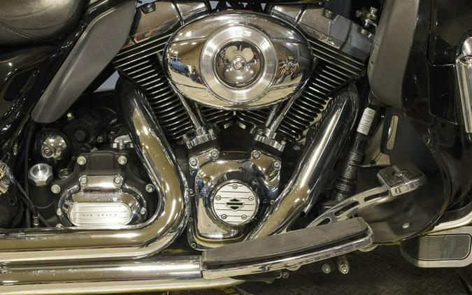 2012 Harley-Davidson® FLHTCU - Electra Glide® Ultra Classic