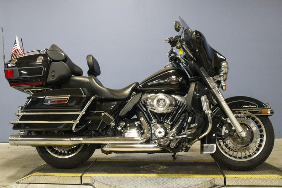 2012 Harley-Davidson® FLHTCU - Electra Glide® Ultra Classic