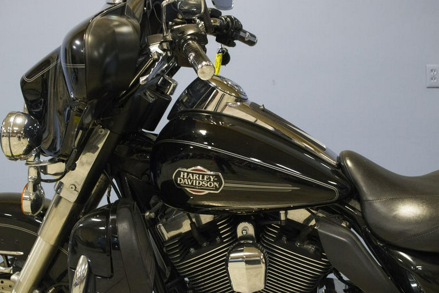 2012 Harley-Davidson® FLHTCU - Electra Glide® Ultra Classic