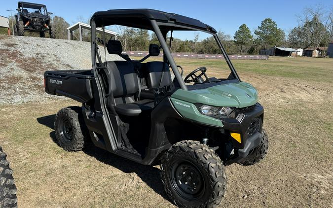 2025 Can-Am Defender HD9