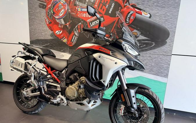 2023 Ducati Multistrada V4 Rally Brushed Aluminum & Matte Blac