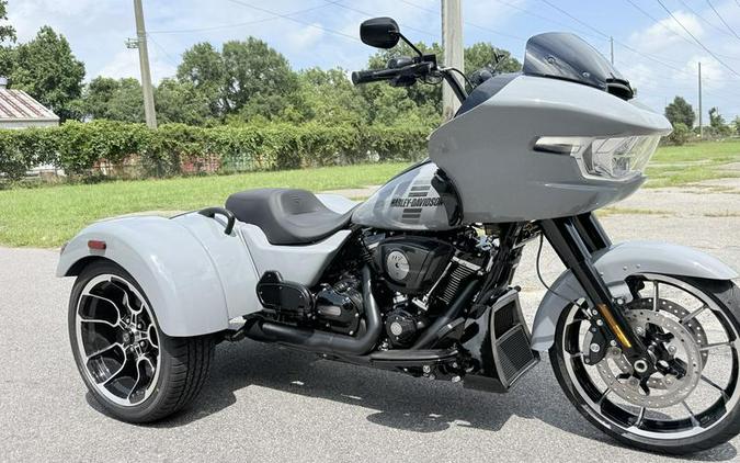 2026 Harley-Davidson® FLTRT - Road Glide® 3