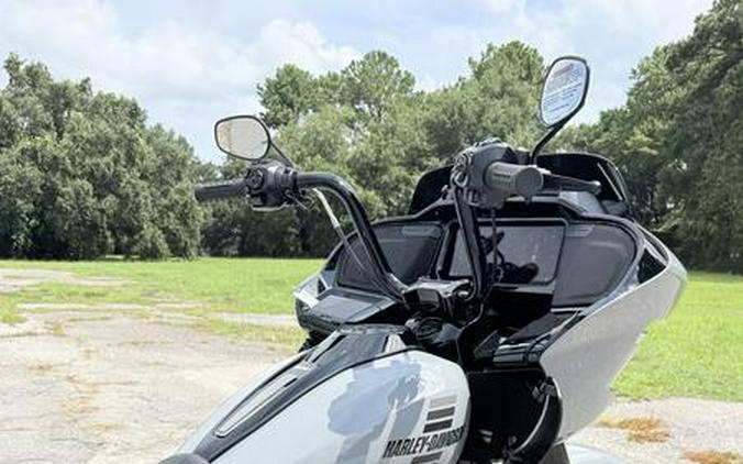 2026 Harley-Davidson® FLTRT - Road Glide® 3