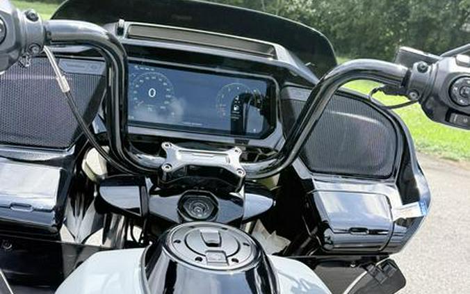 2026 Harley-Davidson® FLTRT - Road Glide® 3