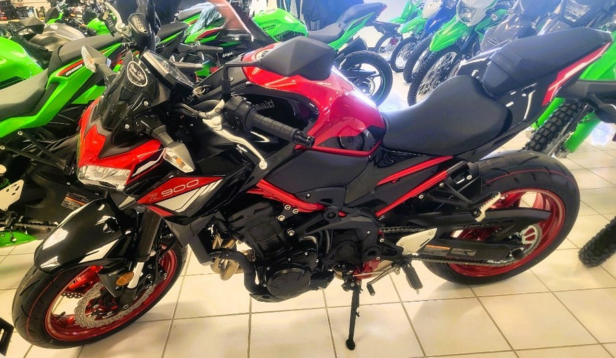 2024 Kawasaki Z900 ABS Candy Persimmon Red/Ebony