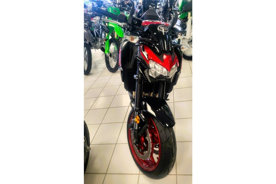 2024 Kawasaki Z900 ABS Candy Persimmon Red/Ebony