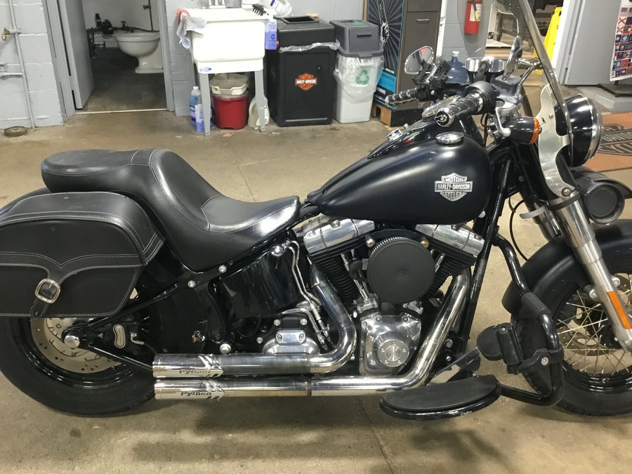 2017 HARLEY-DAVIDSON Softail Slim