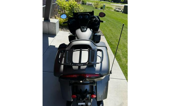 2025 Indian Motorcycle Pursuit Dark Horse