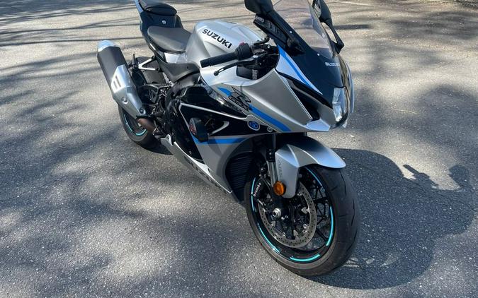 2025 Suzuki GSX-R 1000