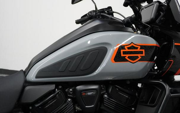 2026 Harley-Davidson® Pan America® 1250 ST