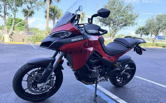 2024 Ducati Multistrada V2 S Red