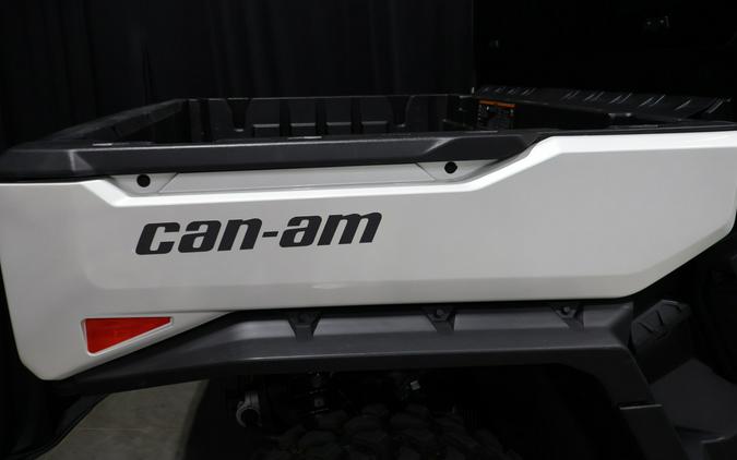 2026 Can-Am Defender Limited HD11
