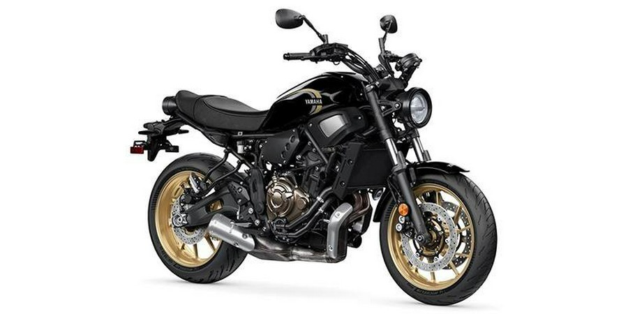 2024 Yamaha XSR700RB