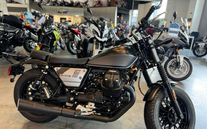 2023 Moto Guzzi V9 Bobber Special Edition