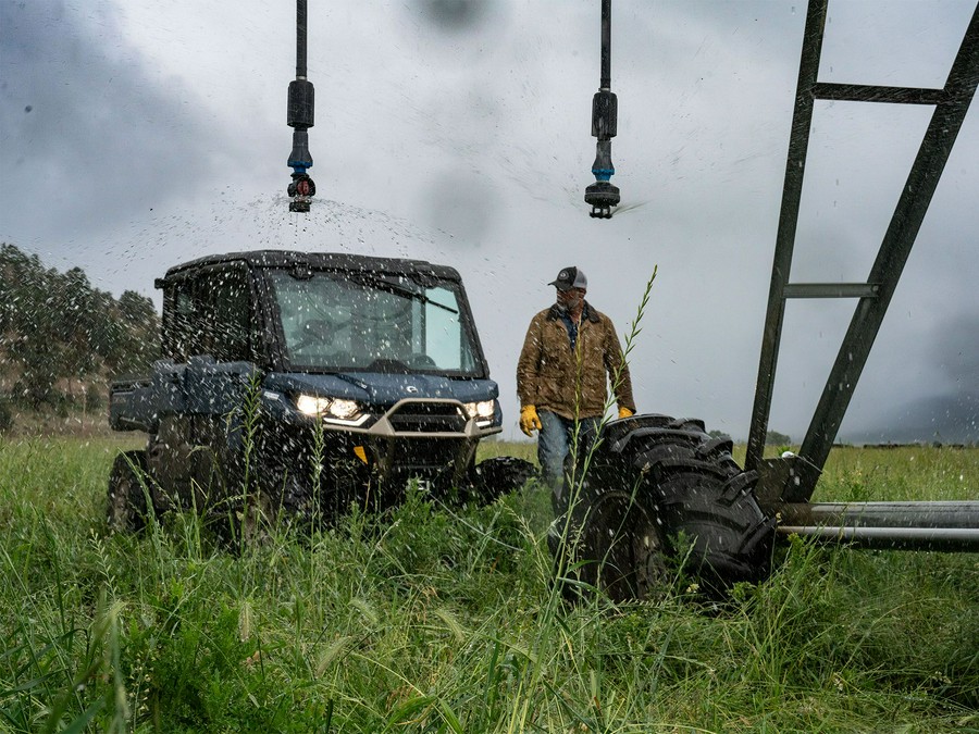 2025 Can-Am Defender MAX Limited