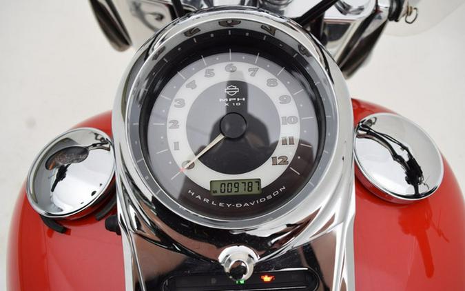 2010 Harley-Davidson FLSTN - Softail Deluxe