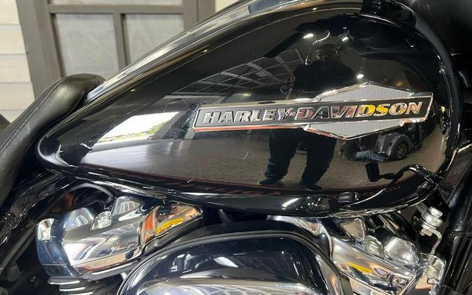 2022 Harley-Davidson® FLHX - Street Glide®