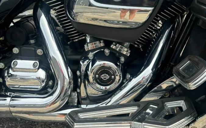 2022 Harley-Davidson Road Glide FLTRX
