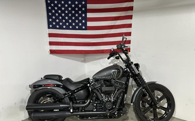 2022 Harley-Davidson Softail® Street Bob® 114