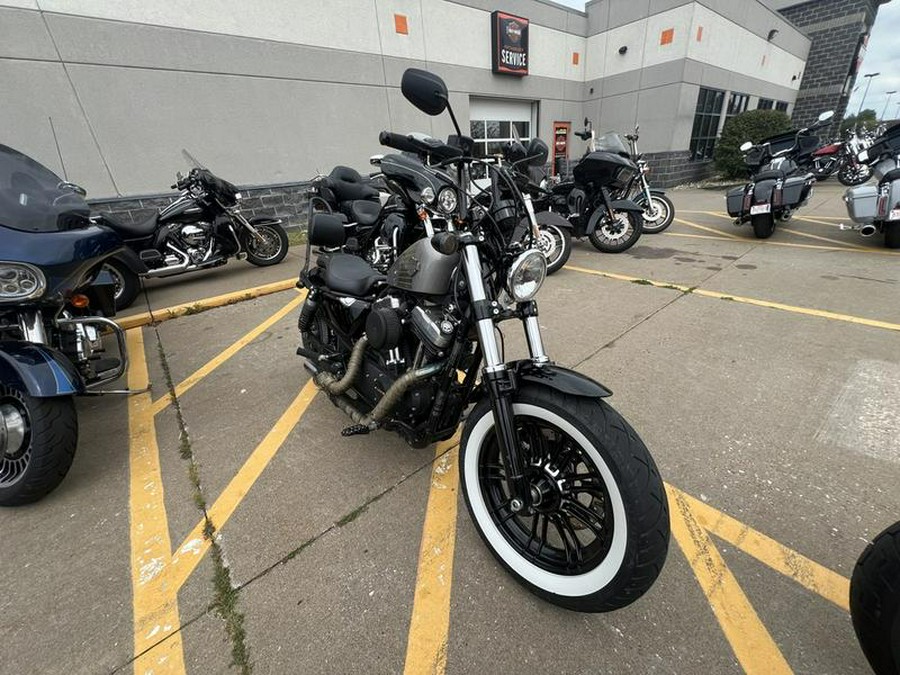 2016 Harley-Davidson® XL1200X - Sportster® Forty-Eight®