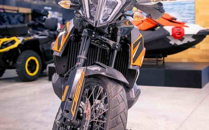 2022 KTM 890 Adventure