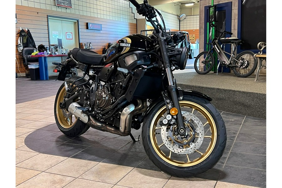 2025 Yamaha XSR700