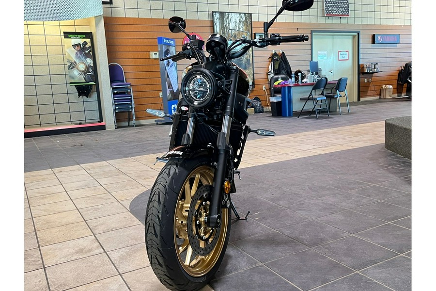 2025 Yamaha XSR700