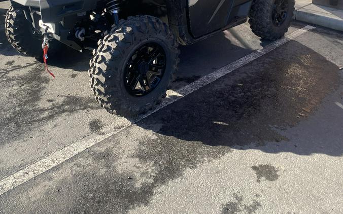 2026 Can-Am Defender Limited HD11