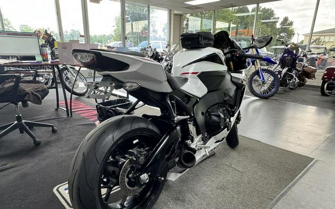 2025 Honda CBR10RRS