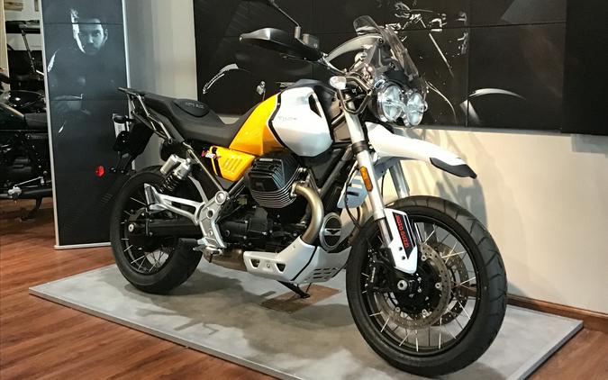 2023 Moto Guzzi V85 TT