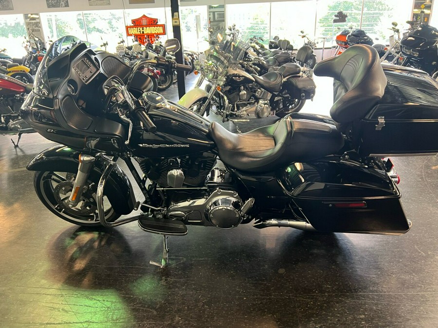 2015 Harley-Davidson Road Glide Vivid Black FLTRX