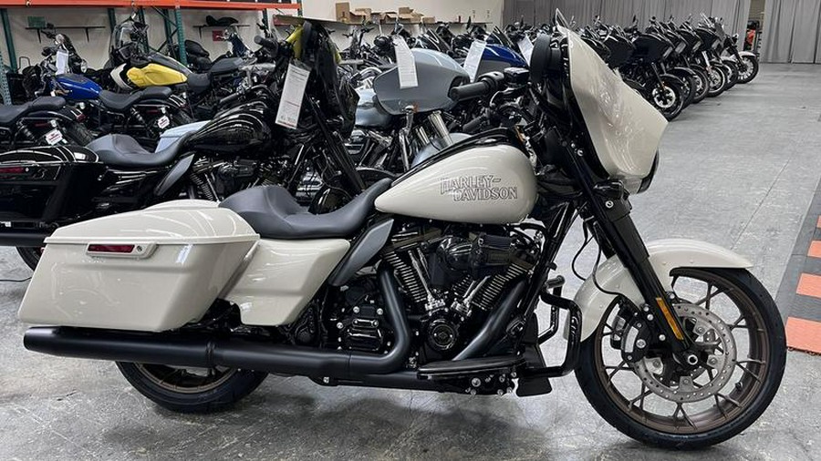 2023 Harley-Davidson® FLHXST - Street Glide® ST