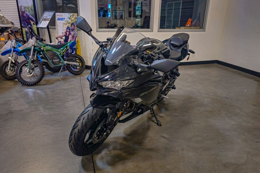 2024 Kawasaki Ninja® ZX™-4RR ABS