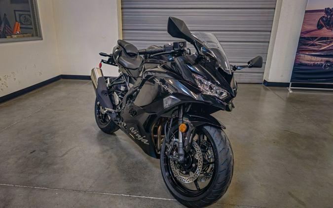 2024 Kawasaki Ninja® ZX™-4RR ABS