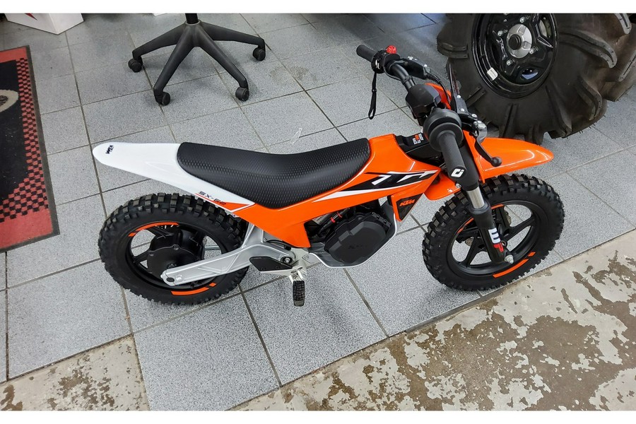 2024 KTM SX-E2