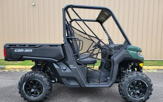 2023 Can-Am Defender DPS HD10