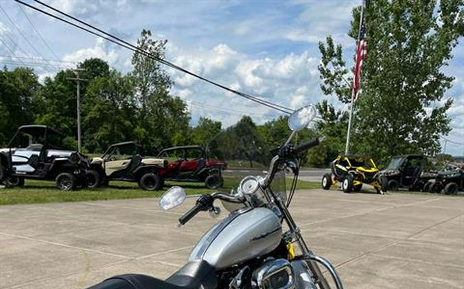 2004 Harley-Davidson Sportster® XL 1200 Custom