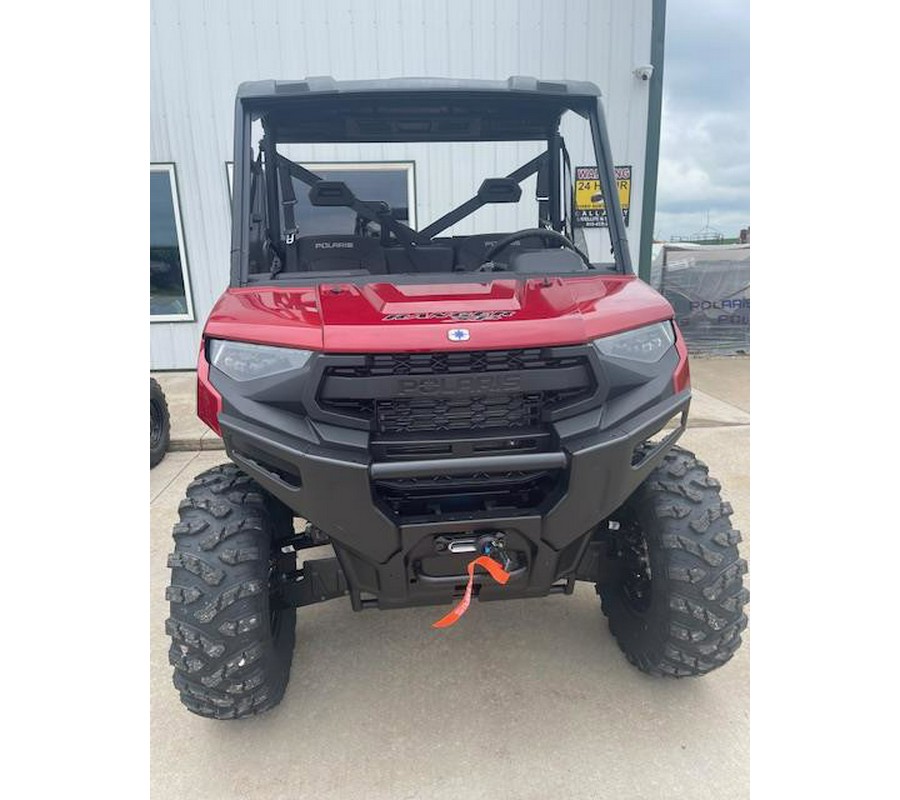 2025 Polaris Industries Ranger XP® 1000 Premium-Sunset Red