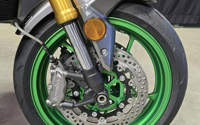 2025 Kawasaki Z900 SE ABS