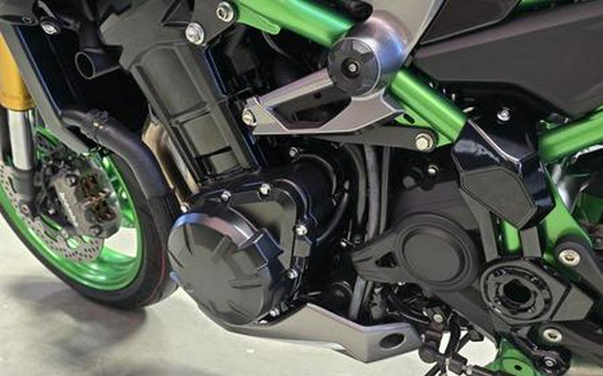 2025 Kawasaki Z900 SE ABS