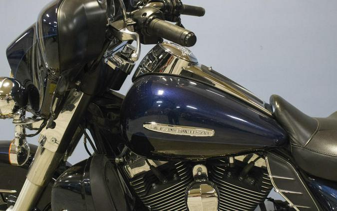 2013 Harley-Davidson® FLHTK - Electra Glide® Ultra Limited