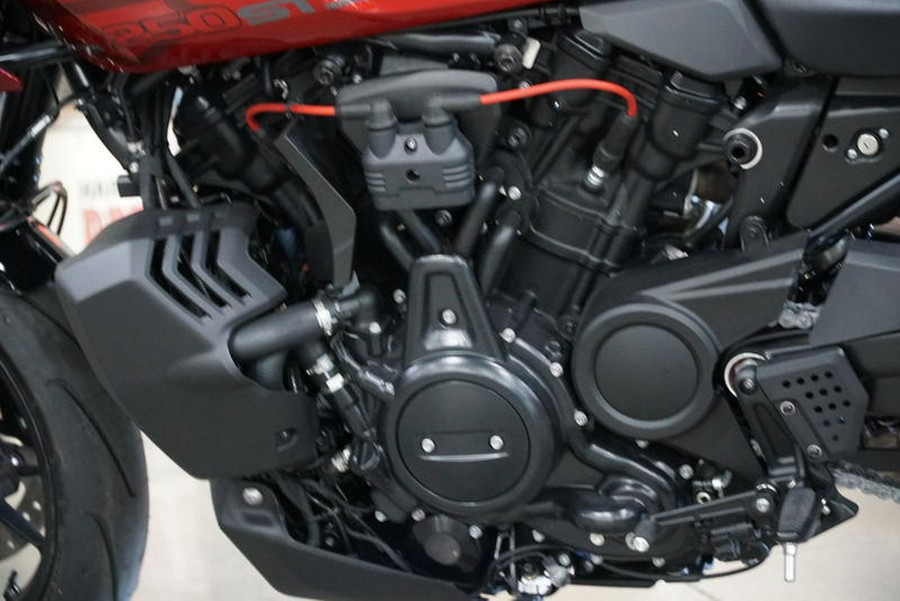 2025 Harley-Davidson® RA1250ST - Pan America® 1250 ST